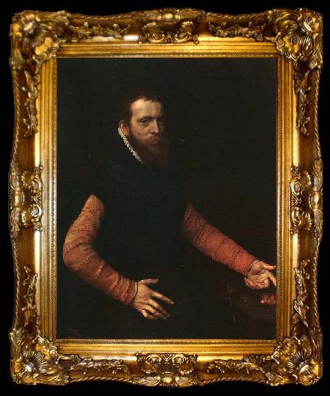 framed  MOR VAN DASHORST, Anthonis Portrait of a Goldsmith, ta009-2