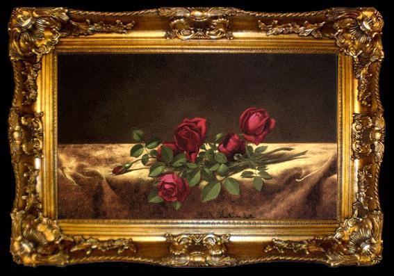 framed  Martin Johnson Heade Roses Lying on Gold Velvet, ta009-2