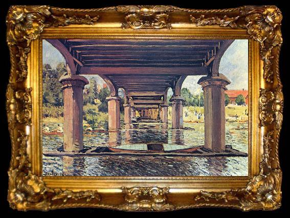 framed  Alfred Sisley Unter der Brecke von Hampton Court, ta009-2