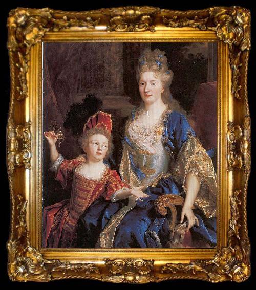 framed  Nicolas de Largilliere Portrait of Catherine Coustard with her daughter Leonor, ta009-2