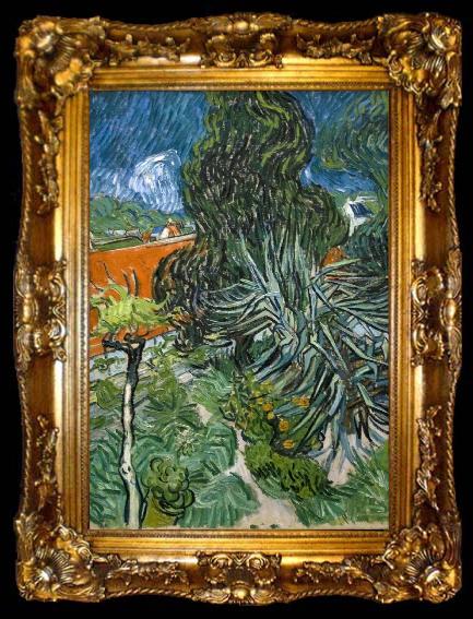 framed  Vincent Van Gogh Doctor Gachets Garden in Auvers, ta009-2