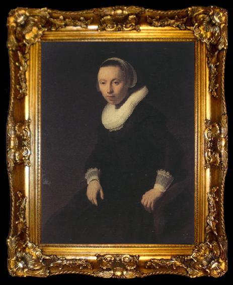 framed  REMBRANDT Harmenszoon van Rijn Portrait of a young woman seted, (mk330, ta009-2